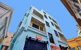 Hotel O Redwood Plaza